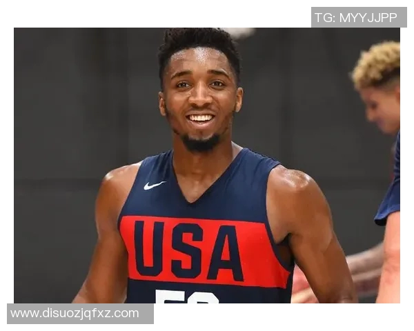 多诺万米切尔带领球队冲击季后赛展现超凡篮球才华与领导力