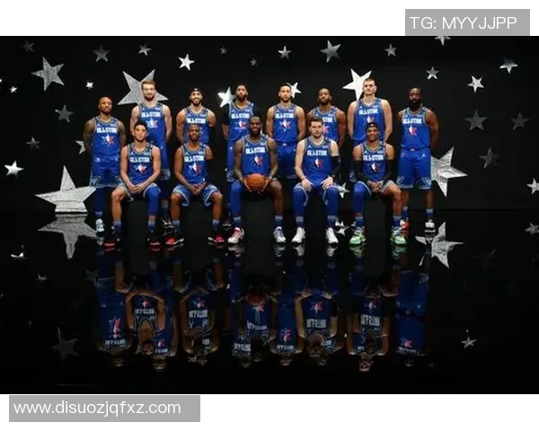 圣诞节篮球盛宴NBA明星齐聚展现精彩对决与激情时刻